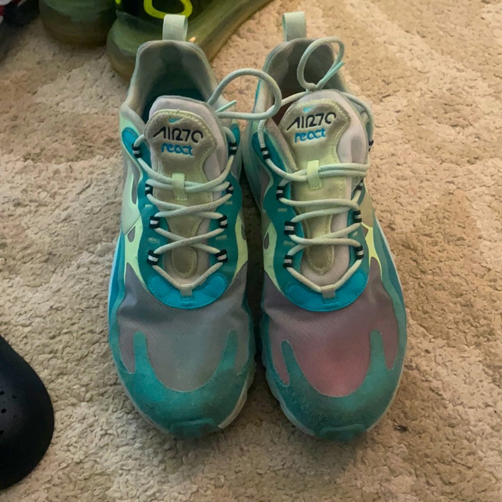 airmax 270 react
